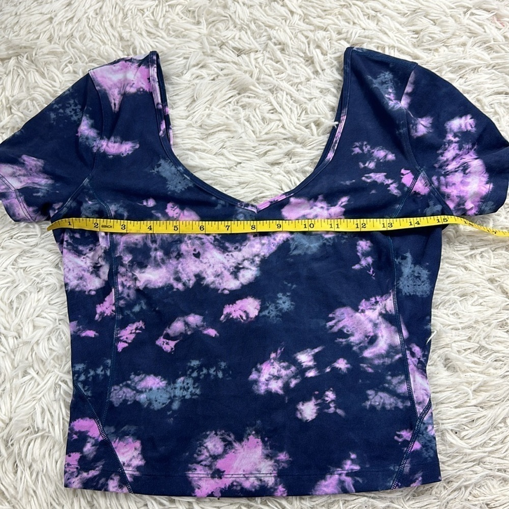 Lululemon Align T-Shirt Circulate Tie Dye Mineral Blue Multi - Picture 2 of 5